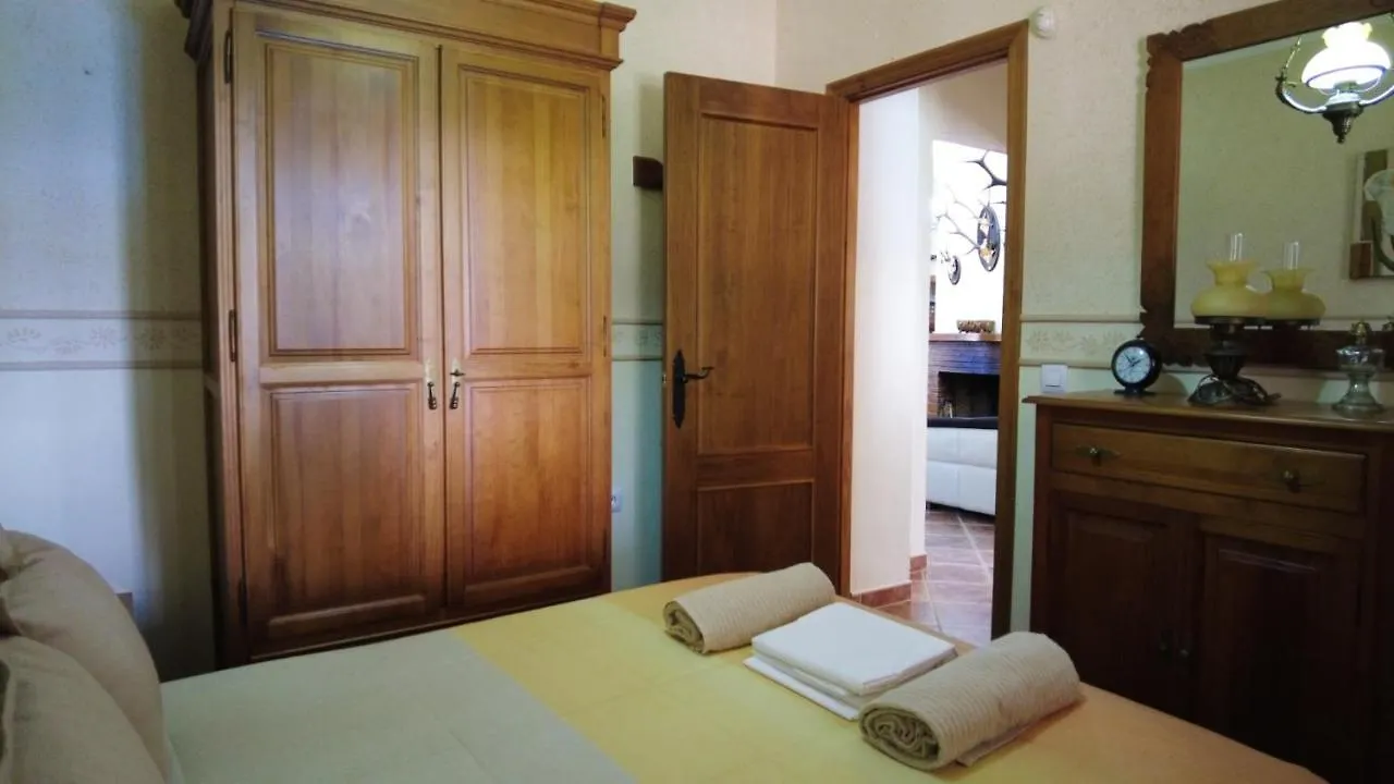 Villa Dalia Malcocinado  Apartment